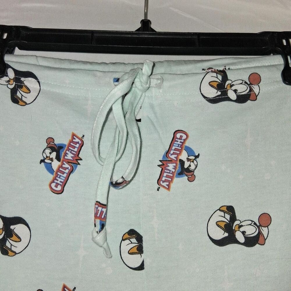 Unbranded Women's Pajamas Chilly Willy Size M